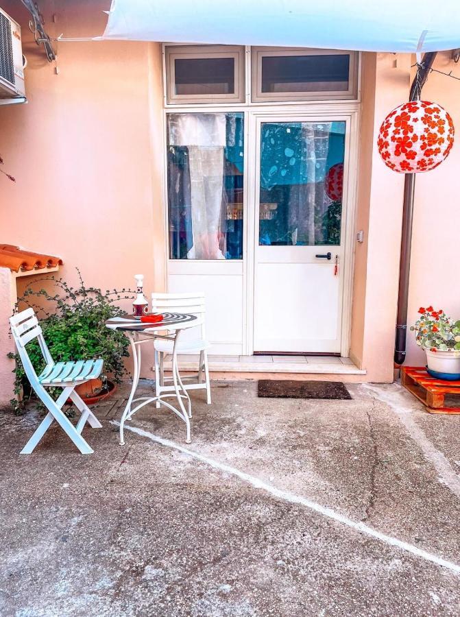 Red Ginger Apartman Oristano Kültér fotó